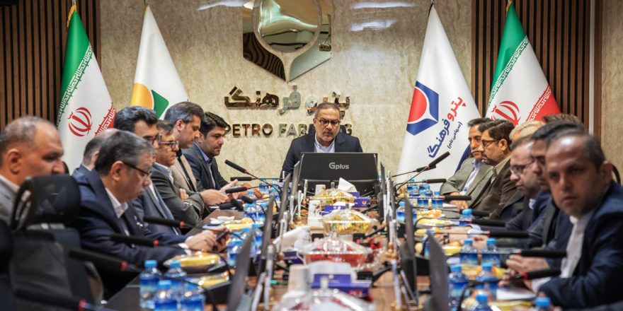 مدیر عامل پتروفرهنگ راهبردها سال ۱۴۰۴ را تشریح کرد؛ سرمایه گذاری ارزش آفرین، تولید حداکثری، بهره برداری از فاز 2 پتروشیمی سبلان و ورود به بازار سرمایه