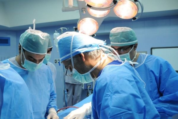 ساخت دستگاه ثبت سطح اکسیژن مغز حین عمل جراحی