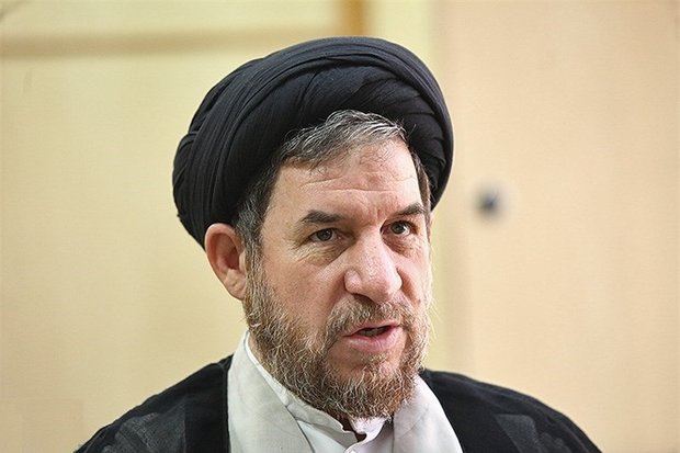 نقدینگی بازار سرمایه به سمت تولید برود
