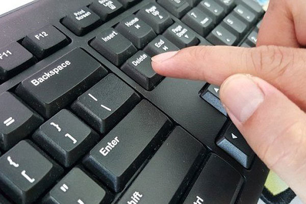 ۴۰ سرویس دستگاه های اجرایی تا یک ماه دیگر غیرحضوری می شود