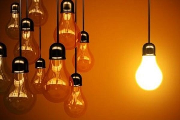 معاون هماهنگی توزیع توانیر: مراجعه به شرکت‌های توزیع برق صفر می‌شود