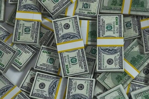 براساس اعلام بانک مرکزی؛ قیمت یورو و پوند کاهش یافت