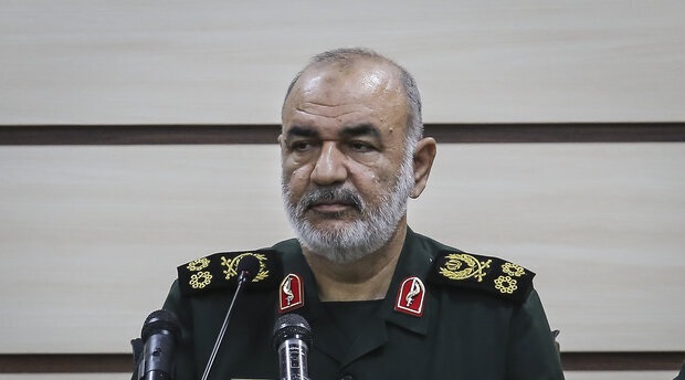 راه شهید فخری‌زاده را ادامه می‌دهیم