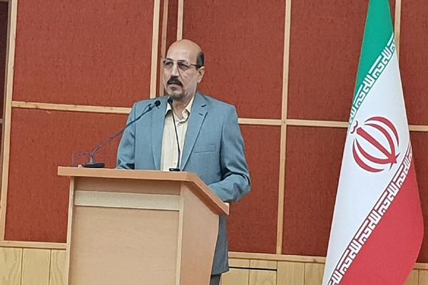 نماینده قزوین در مجلس شورای اسلامی: رسالت مهم مدیران و نمایندگان خدمت صادقانه و بی منت به مردم است