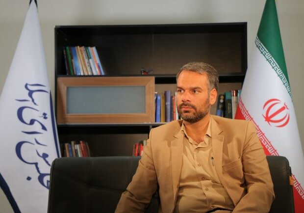 مجلس وضعیت قیمت دلار را ساماندهی کند