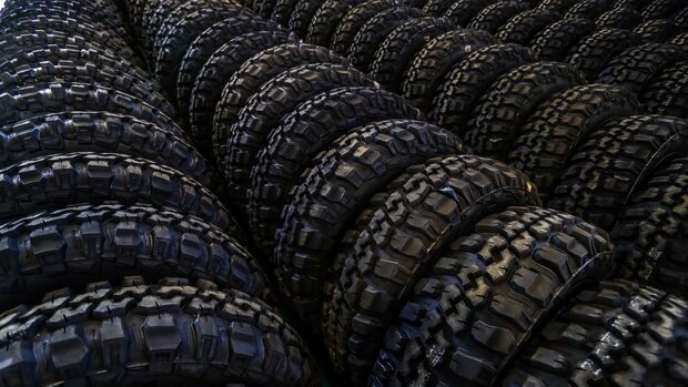 توزیع سیستمی تایر خودروهای سواری از اول شهریور در صورت همکاری تولیدکننده ها انجام می شود