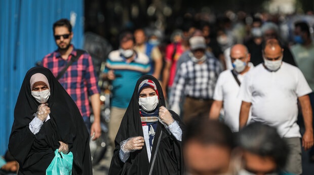 لاری عنوان کرد: ماسک به تنهایی نمی تواند جلوی انتقال ویروس را بگیرد