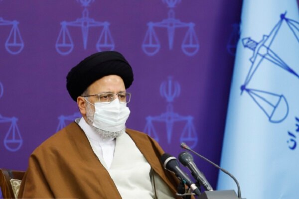 رئیس قوه قضائیه: وزارت بهداشت گرفتار حاشیه‌سازی‌ها نشود