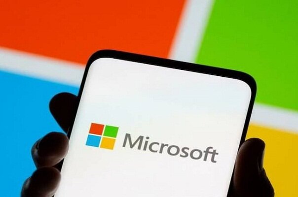 انعطاف فروشگاه آنلاین مایکروسافت با عبرت گرفتن از اپل