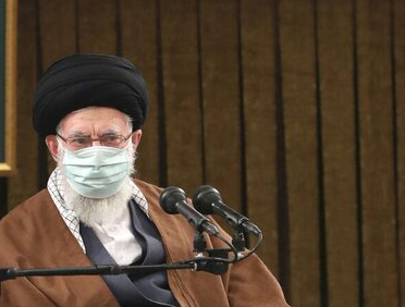 رهبر انقلاب در دیدار جمعی از تولیدکنندگان و فعالان صنعتی: جهاد کارآفرینان و کارگران در سنگر تولید موجب اعتراف آمریکا به شکست جنگ اقتصادی شد